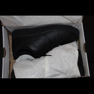 Air Force 1 ‘07 Black (Worn ONCE) FREE SHIPPING